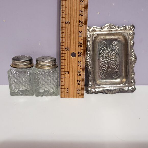 Vintage Mini Glass Silver Plated Salt Pepper Shakers w Tray - Picture 2 of 12